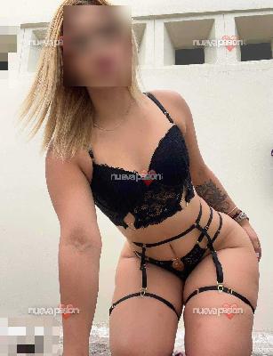 Emily, Modelo con ganas de sexo