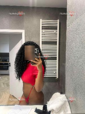 MUJER  ADICTA AL PLACER COMPLACIENTE SEDUCTORA Y DISPUESTA VINARO