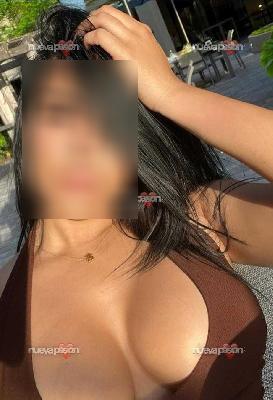 Soy RUBI, una joven venezolana recién llegada con muchas ganas de FOLLAR