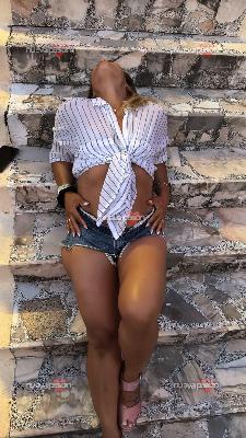 Brasileña caliente diosa exótica para ti