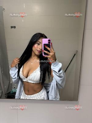 Andrea, NOVEDAD...CHICA JOVEN Y SENSUAL.