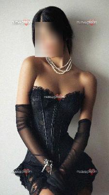 JOVENCITA PARA HACER TRAVESURAS EN BENALMADENA