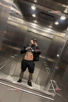 EN ELCHE THIAGO COLOMBIANO DE LUJO EXOTICO Y DIVERTIDO🚀🚀🚀