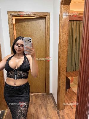 Soy Ariel soy una chica cachonda colombiana llena energía  fogosa ardiente divertida trato de novios ven con migo y compruébalo una mezcla típica de ternura y picardía trato de novios