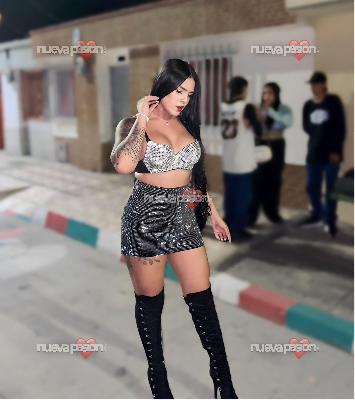 CRISS MUÑECA CACHONDA CON GANAS DE SATISFACERTE EN TODO