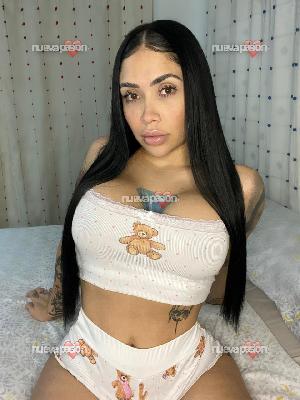 Mia latina candente fiestera nueva en la ciudad