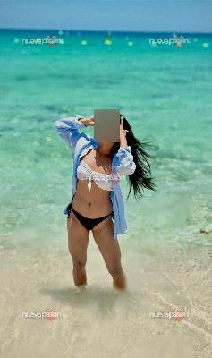 Recién llegada de Colombia soy extrovertida y complaciente