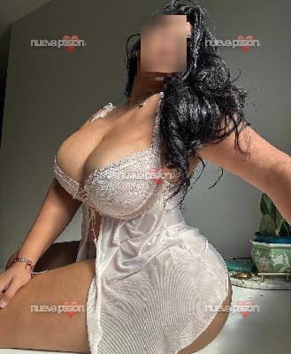 QUIERES UNA RICA MAMADA PORNO CON CON CORRIDA EN MIS 120 DE PECHOS VEN😜