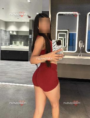 TU NENA RECIÉN LLEGADA A FERROL