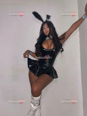 Joven latina morena🔥