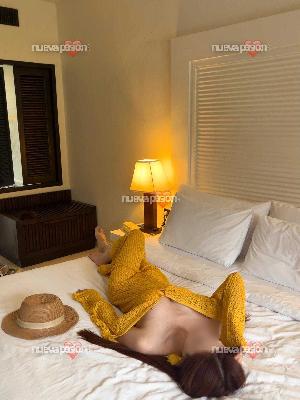 Asiática en Barcelona · Momentos Especiales Barcelona 654976643