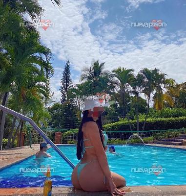 Nahomi 👑 Jovencita latina Venezolana en Puerto de la Cruz