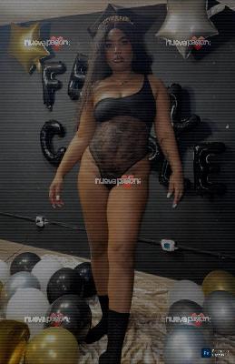 Dominicana sexy y cachonda