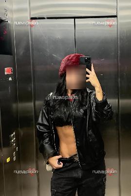 SARA: PRECIOSA MORENAZA SOLO SALIDAS EN ELCHE