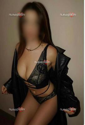 LAUA 30 años, SEXY, SENSUAL Y MUY JUGUETONA...!!!