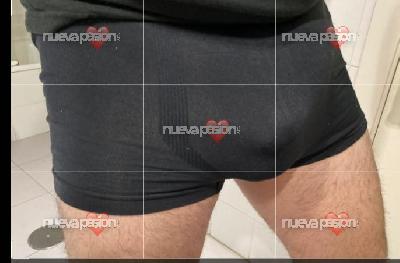 Mamar o pajear a tío bajito