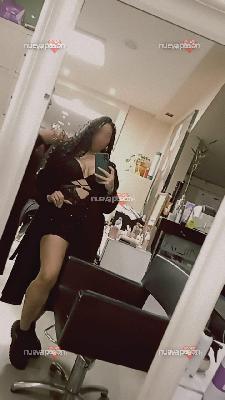 AMIGUITAS.... FIESTERAS  APASIONADAS EXTROVERTIDAS CON GANAS DE TODO VEN A VISITARNOS