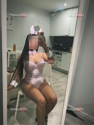 QUE TUS DESEOS TOMAN MI CUERPO QUIERO QUE ME DISFRUTES