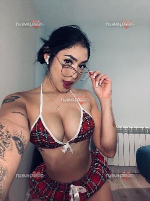 Yessy dulce jovencita nueva en malaga!