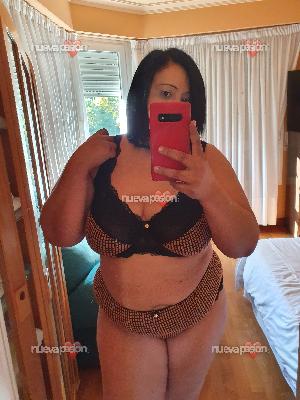 Madurita pechugona curvy