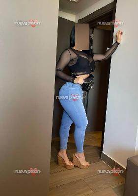 NUEVA EN SEVILLA...SUPER FIESTERA (FOTOS REALES)