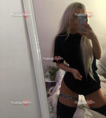 Aquí tienes la Diosa a la que adorar, aquella con la que siempre soñaste.