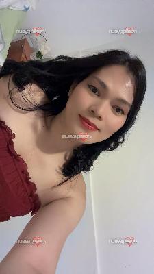 Nueva masajista tailandesa profesional trans joven en Marbella