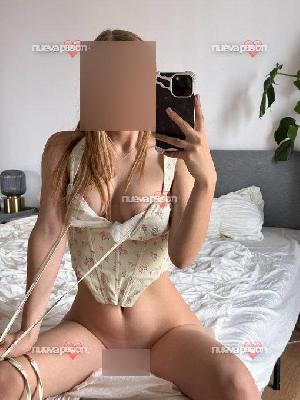 Garota de programa disponível