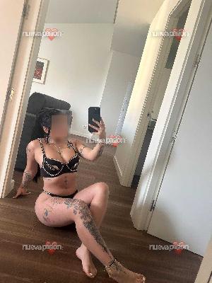 CHICA NOVEDAD LATINA MOSTOLES