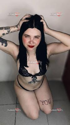 𝗧𝗥𝗔𝗩𝗜𝗘𝗦𝗔 8€ COQUETA, JUGUETONA Y MUY PELIGROSA 🔥