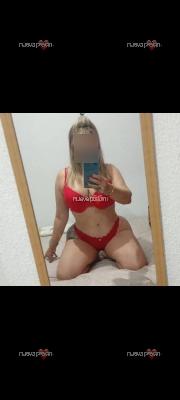 Madurita culona tetona complaciente cariñosa