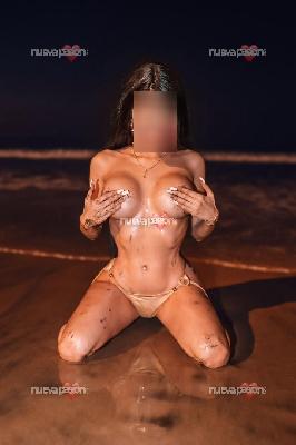 ESCAPE PERFECTO CON UNA DIOSA CANARIA