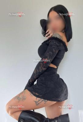 Andrea Sevillana jovencita 24 horas 😘