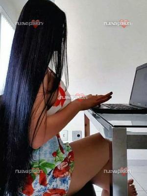 .... COLOMBIANA....24 AÑOS