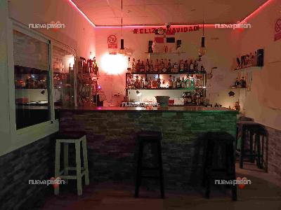 Se buscan chicas para trabajar