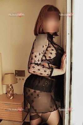 IRRESISTIBLE FIESTERA MASAJISTA COMPLETICA PARA TI