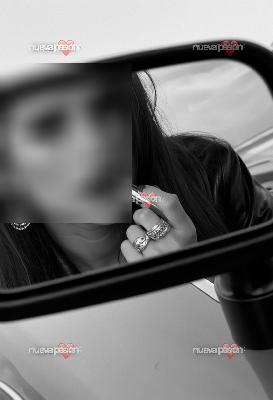 CAROLINA ELEGANTE Y SEDUCTORA SEÑORITA ESPAÑOLA