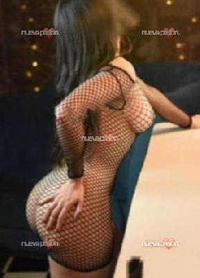 DESEOSA MORBOSA IMPLICADA CACHONDA MUY COMPLACIENTE