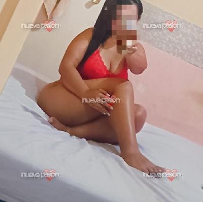 DESEOSA ARDIENTE LUJURIOSA CON GANAS DE DIVERSION Y MUCHO MAS...