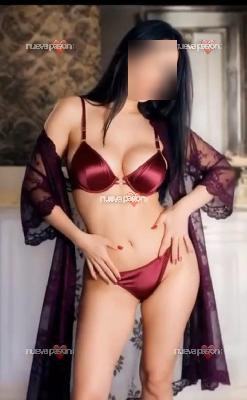 BOMBA DE SEXO FIESTA ARDIENTE TRANS DE PASO POR LA ZONA NOVEDAD