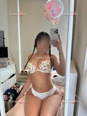 Estoy disponible para tus necesidades y masajes corporales.