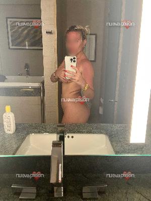 VICTORIA, joven RUBIA de LUJO recién llegada con muchas ganas de follar. URUGUAYA NIVEL VIP, para hombres exigentes!