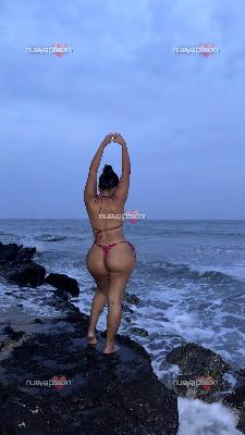 Chica hermosa, amable y educada.