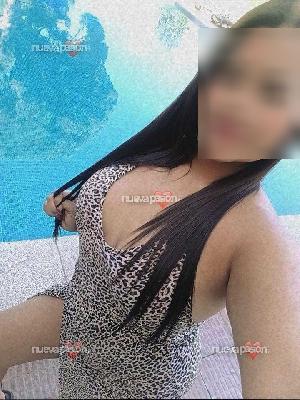 Chica hermosa, amable y educada.