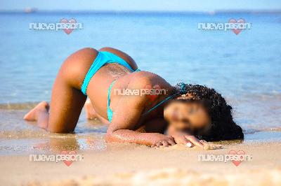 Verónika – Elegancia panameña en Weyler ✨