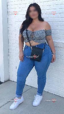 AURA PRECIOSA Y JOVEN ESPAÑOLA NO PROFESIONAL.