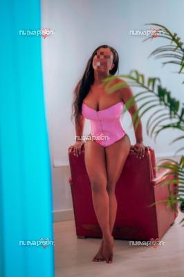 👑 REINA MORENA – COLOMBIANA EN MADRID (CIUDAD LINEAL) 👑