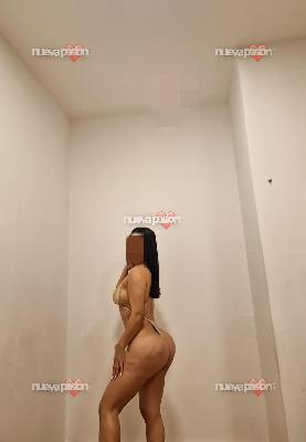 Dulcy joven colombiana