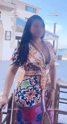 CELESTE HERMOSA MORENA