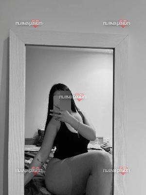 Katherine linda colombiana en la isla por poco tiempo